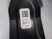 Recambio de enganche cinturon para mazda 3 sedán (bp) referencia OEM IAM BBCKA57680A 2 PINES DEL IZQ.