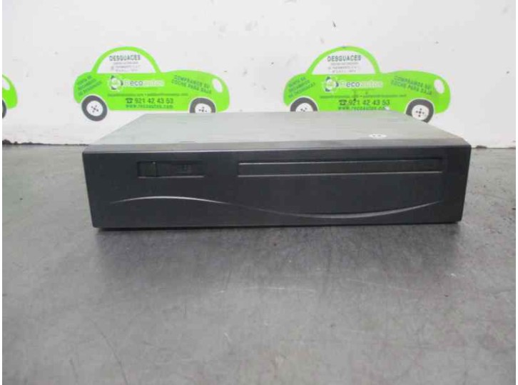 Recambio de sistema audio / radio cd para toyota avensis berlina (t25) 2.0 d-cat referencia OEM IAM 8684153041 4621000661 DENSO