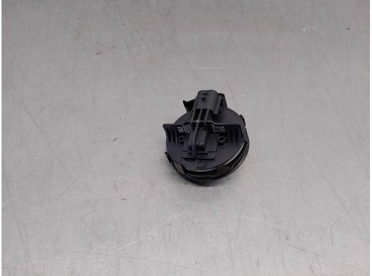 Replacement impact sensor for Dacia Sandero III 1.0 TCe 90 OEM IAM reference 988302102R 