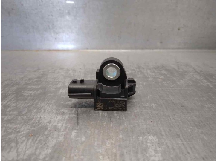 Replacement impact sensor for Dacia Sandero III 1.0 TCe 90 OEM IAM reference 988307904R 