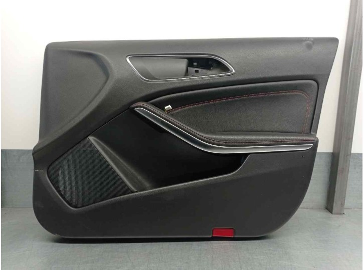 Replacement front right door trim panel for Mercedes-Benz GLA Class (W156) 2.1 CDI cat OEM IAM reference A1567202062 