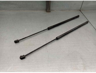 Replacement boot/tailgate struts for Mercedes-Benz GLA Class (W156) 2.1 CDi CAT OEM IAM reference A1569800264 