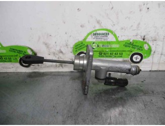 Recambio de bomba embrague para kia cee´d sporty wagon 2.0 crdi referencia OEM IAM 