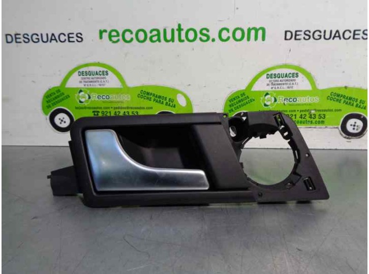 Replacement rear left interior door handle for Audi A2 (8Z) 1.6 16v FSI CAT (BAD) OEM IAM reference 8Z0839019 
