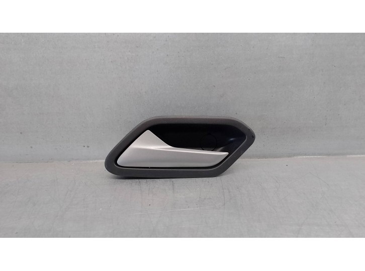 Replacement rear left interior handle for Dacia Sandero III 1.0 TCe 90 OEM IAM reference 826736902R 5 DOORS