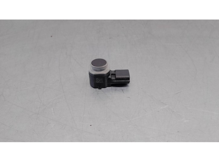 Replacement parking sensor for Dacia Sandero III 1.0 TCe 90 OEM IAM reference 284429097R 