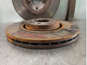 Replacement front brake disc for Renault Laguna II (BG0) 2.2 dCi turbodiesel OEM IAM reference 8201695234 