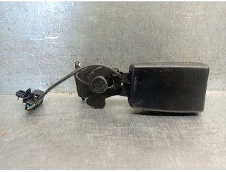 Recambio de enganche cinturon para audi a3 limousine (8vs, 8vm) 1.6 tdi referencia OEM IAM 8V0857740QVZ 8V0857740QVZ 