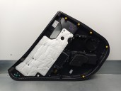 Recambio de guarnecido puerta trasera derecha para kia stonic (yb) 1.0 t-gdi referencia OEM IAM 83302H8510WK  