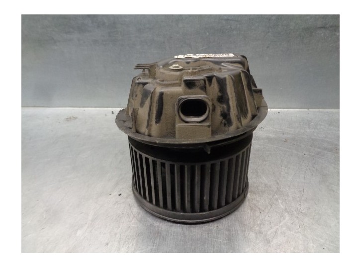 Recambio de motor calefaccion para citroën c2 1.4 hdi referencia OEM IAM GMVA86 N105279G VALEO