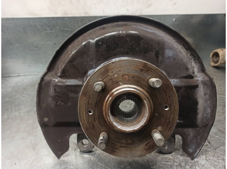 Recambio de mangueta delantera derecha para mg serie 400 (xw) referencia OEM IAM   