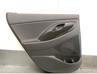 Recambio de guarnecido puerta trasera izquierda para hyundai i30 (pde, pd, pden) 2.0 n referencia OEM IAM 83307G4010MPP 83307G40
