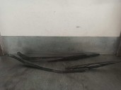 Recambio de brazo limpia delantero derecho para renault megane ii classic berlina 1.9 dci diesel referencia OEM IAM   