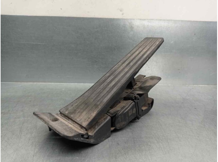 Recambio de potenciometro pedal para bmw serie 3 lim. (f30) 318d referencia OEM IAM 35426853176 6PV01043532 HELLA
