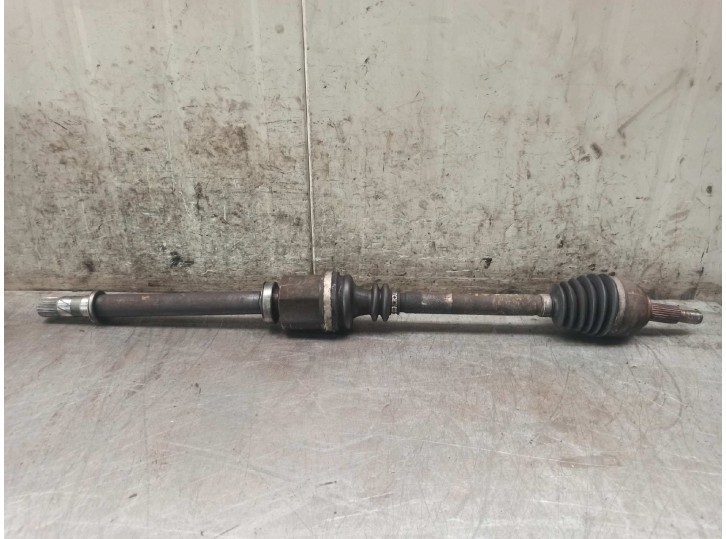 Recambio de transmision delantera derecha para renault megane ii classic berlina 1.9 dci diesel referencia OEM IAM 8200198015  