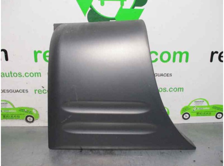 Recambio de molduras traseras para hyundai h 1 2.5 crdi cat referencia OEM IAM X877914A300 