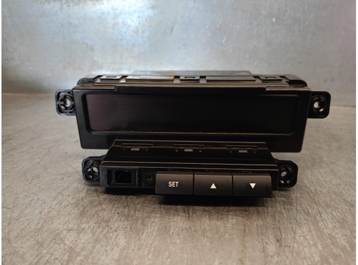 Recambio de pantalla multifuncion para kia cee´d 1.6 crdi cat referencia OEM IAM 957101H700 