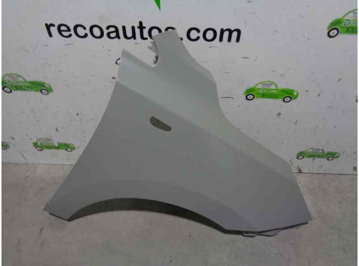 Recambio de aleta delantera derecha para hyundai ix35 referencia OEM IAM 663212S050  