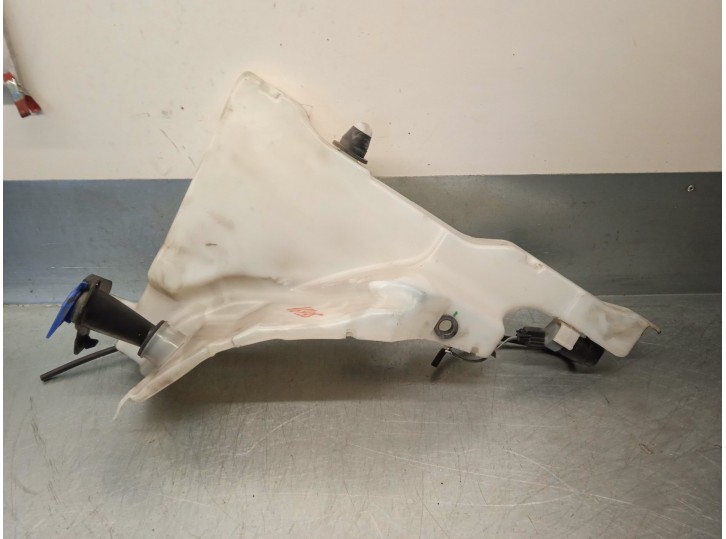 Recambio de deposito limpia para jaguar xf 2.2 diesel cat referencia OEM IAM 8X2317B613BE 8X2317B613AE 