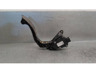 Recambio de potenciometro pedal para dacia sandero ii 0.9 tce cat referencia OEM IAM 180022703R 6PV00997803 HELLA