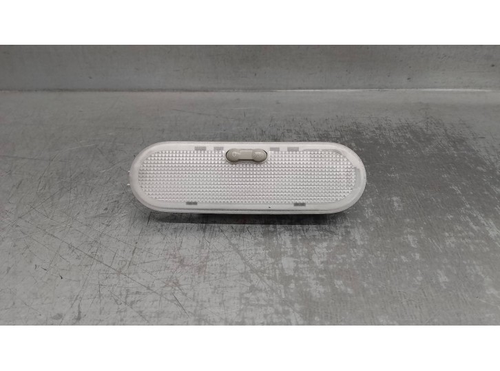 Recambio de luz interior para dacia sandero ii 0.9 tce cat referencia OEM IAM 8200074362  