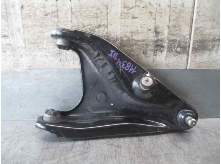 Recambio de brazo suspension inferior delantero izquierdo para dacia lodgy 1.6 cat referencia OEM IAM 545017081R  