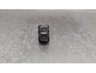 Recambio de mando elevalunas delantero derecho para dacia sandero ii 0.9 tce cat referencia OEM IAM 254214937R  