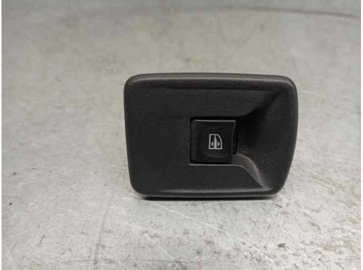 Recambio de mando elevalunas delantero derecho para dacia lodgy 1.6 cat referencia OEM IAM 254217475R 