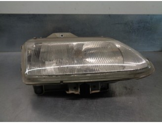 Recambio de faro derecho para renault laguna (b56) 2.0 cat referencia OEM IAM 7700820119  