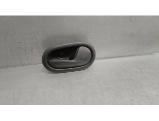 Recambio de maneta interior delantera derecha para dacia sandero ii 0.9 tce cat referencia OEM IAM 826721919R  5 PUERTAS