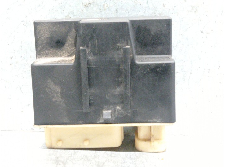 Recambio de caja precalentamiento para peugeot 5008 (0u_, 0e_) 1.6 hdi referencia OEM IAM 9662570880  018010953