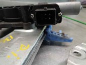 Recambio de elevalunas delantero izquierdo para opel corsa d 1.2 16v cat (z 12 xep / lb4) referencia OEM IAM 13269605 6 PINES 3 