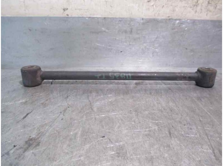 Replacement rear left lower suspension arm for Chrysler Sebring Sedan (JR41) 2.7 CAT OEM IAM reference 5135565A