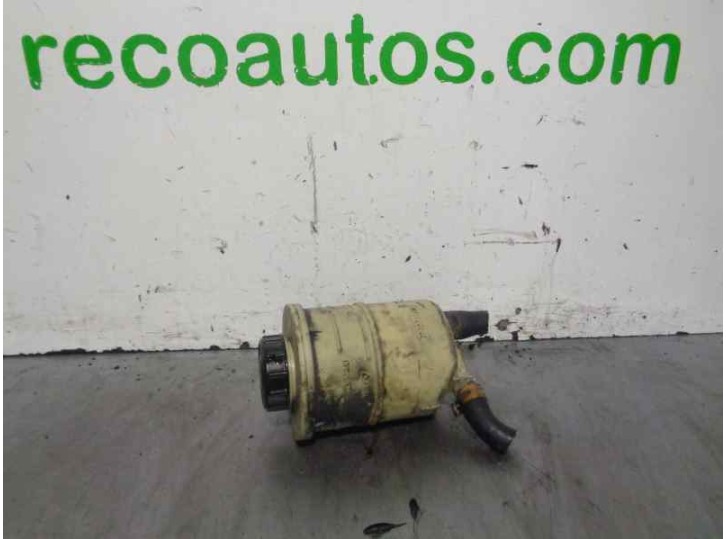 Recambio de deposito servo para renault master desde ´98 2.8 tdi referencia OEM IAM 7700762884  