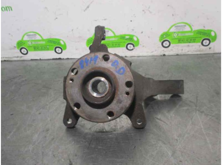 Replacement front right stub axle for Renault Laguna (B56) 2.0 OEM IAM reference 7700428005 7700428005 