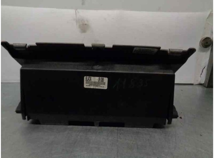 Recambio de guantera para chrysler sebring berlina (jr41) 2.7 cat referencia OEM IAM JBB50610547  