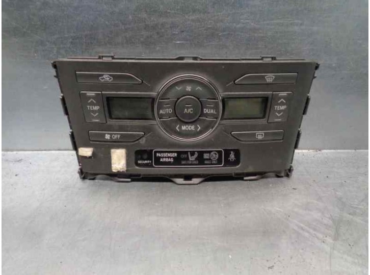 Recambio de mando climatizador para toyota auris 2.0 d-4d cat referencia OEM IAM 5590002220 