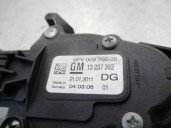 Throttle pedal potentiometer replacement part for Opel Insignia Saloon 2.0 CDTI CAT OEM IAM reference 13237352 6PV00976500 HELLA