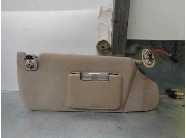 Recambio de parasol derecho para chrysler sebring berlina (jr41) 2.7 cat referencia OEM IAM 04698974AB  