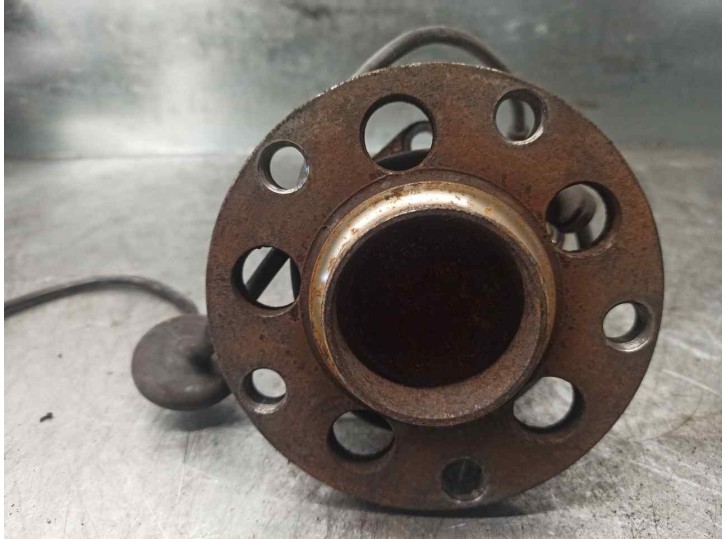Recambio de mangueta trasera izquierda para volkswagen passat berlina (3b2) 1.8 20v turbo referencia OEM IAM 8E0501611J 
