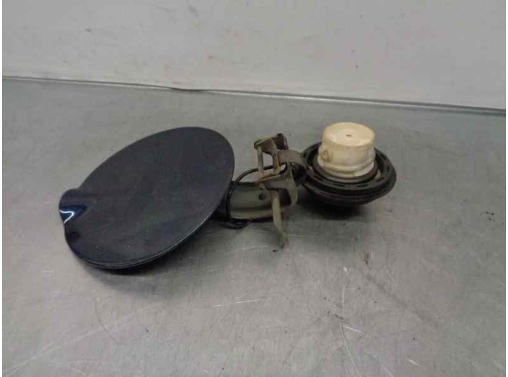 Replacement fuel filler flap for Chrysler Sebring Saloon (JR41) 2.7 CAT OEM IAM reference 04814825AD WITH CAP 