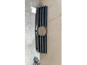 Recambio de rejilla delantera para volkswagen polo berlina (6n2) 1.4 referencia OEM IAM 3B0853601A 3B0853601 