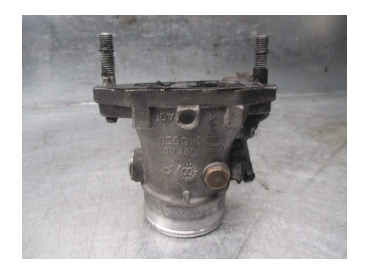 Recambio de caja mariposa para audi a4 berlina (8e) 2.5 v6 24v tdi referencia OEM IAM 8E0145950A 