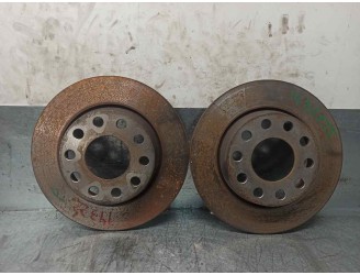 Recambio de disco freno trasero para audi a4 berlina (8e) 2.5 v6 24v tdi referencia OEM IAM   