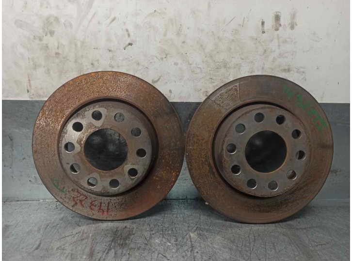 Recambio de disco freno trasero para audi a4 berlina (8e) 2.5 v6 24v tdi referencia OEM IAM 