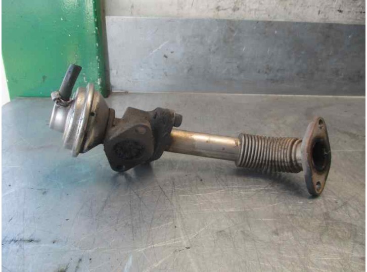 Recambio de valvula egr para audi 100 berlina (c4) 2.5 tdi referencia OEM IAM 046131503 72167501 PIERBURG