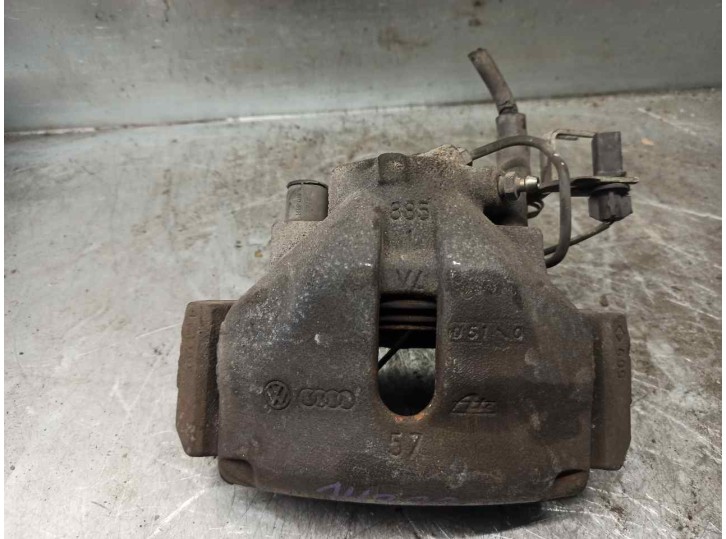 Replacement front left brake caliper for Audi A4 saloon (8E) 2.5 V6 24V TDi OEM IAM reference 