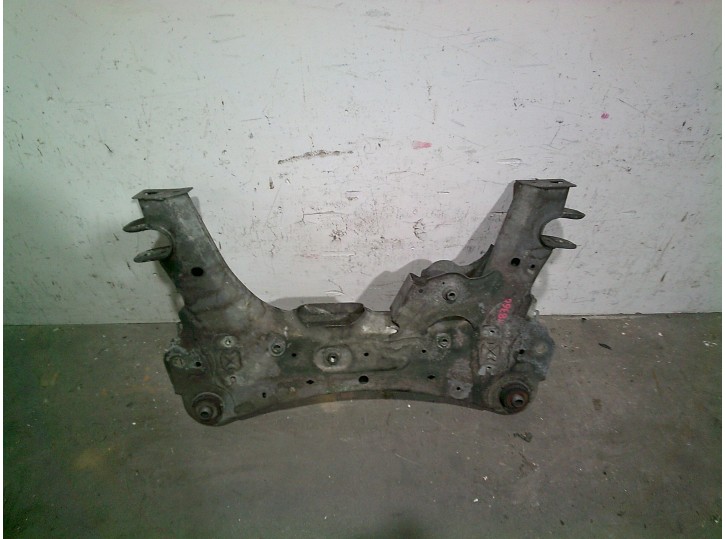 Recambio de puente delantero para mercedes-benz citan (w415) mixto cdi cat referencia OEM IAM A4153304000 CUNA MOTOR 