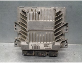 Recambio de centralita motor uce para renault scenic ii dci diesel referencia OEM IAM 8200542288 S122326107A SIEMENS