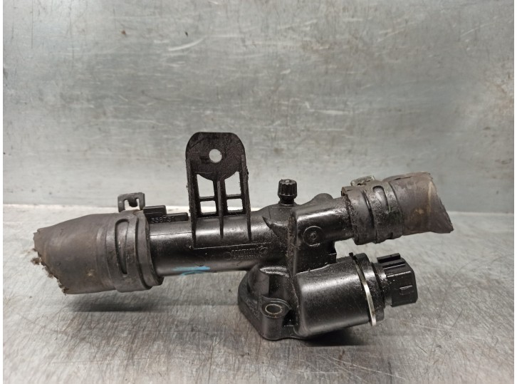 Recambio de termostato para renault scenic ii dci diesel referencia OEM IAM 558751 558751 MARKIV AUTOMOTIVE